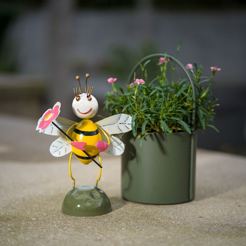 Bi med blomma– i Hamrad Plåt
