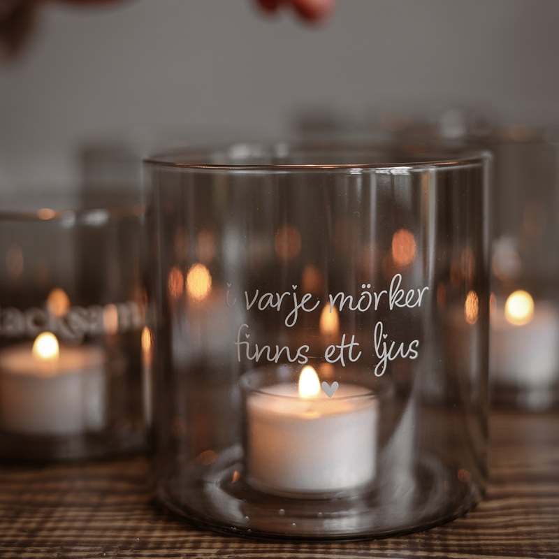 I varje mörker finns ett ljus – Ljuslykta Majas Cottage