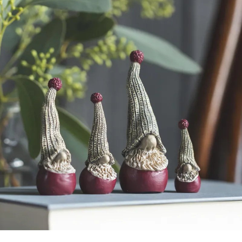 Tomtefamiljen Stickan – 4-pack Jultomtar