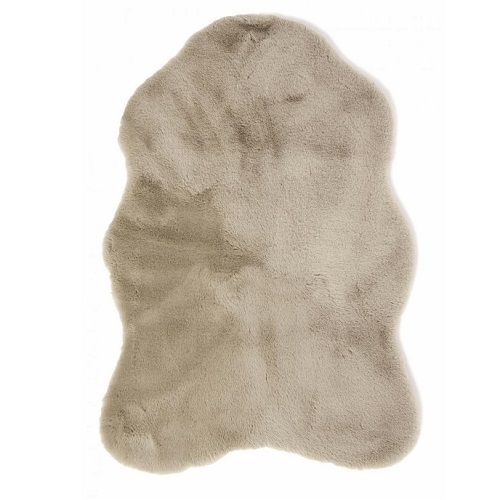Fluffy fäll i en ny underbar färg som heter taupe från Skinnwille storlek 60 x 90 cm. Bästa doppresenten.