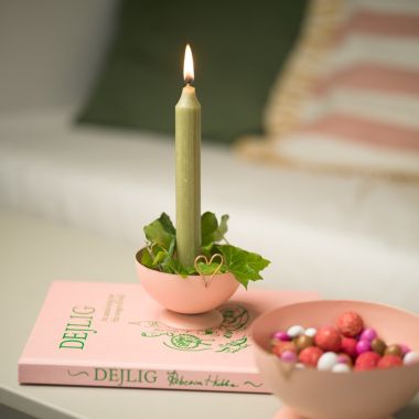 <span class="jp_product_title">Ljusstake rosa i hamrad plåt</span>