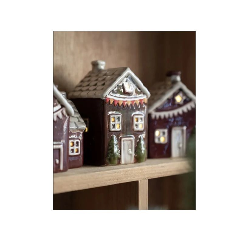 Pepparkakshus med LED-belysning