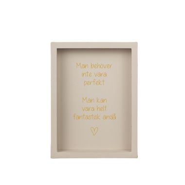 <span class="jp_product_title">Trätavla ”Man behöver inte vara…”</span>